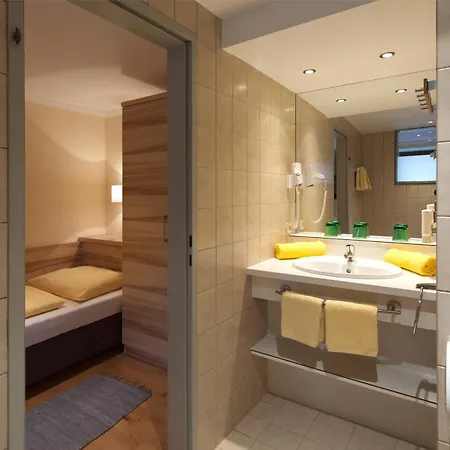 Moser's 3* Maurach (Achensee)
