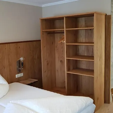 Moser's Hotel 3*
