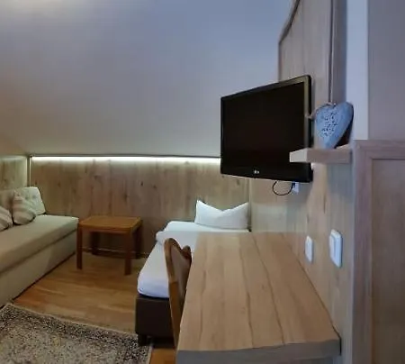 Hotel Moser's