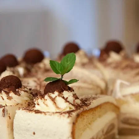 Moser's موراخ