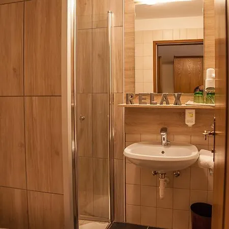 فندق Moser's 3*